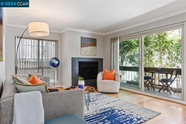 Building Photo - 66 Fairmount Ave