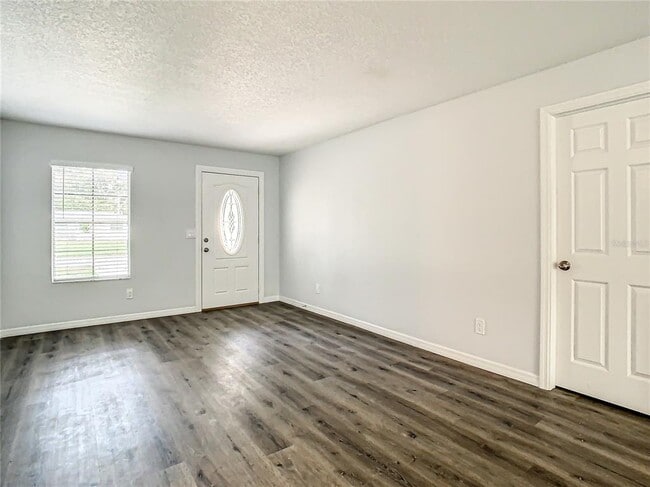 Building Photo - 2918 46th Ave S