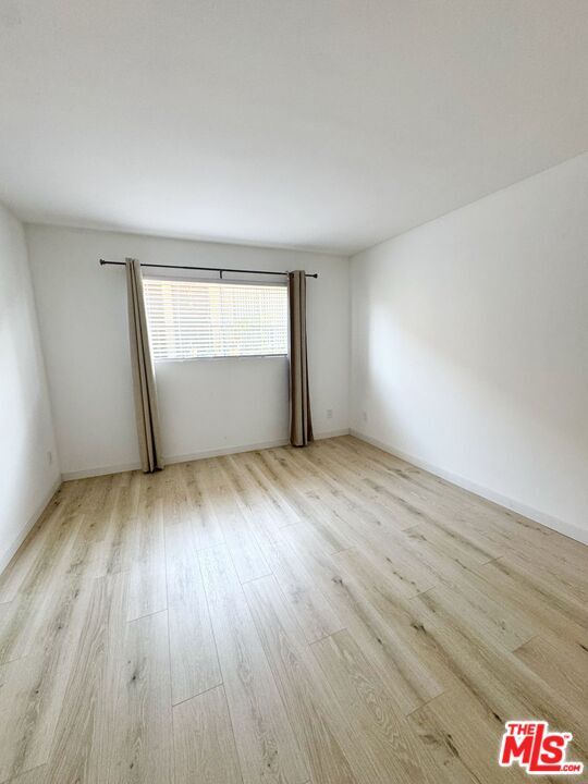 Building Photo - 1351 N Orange Dr