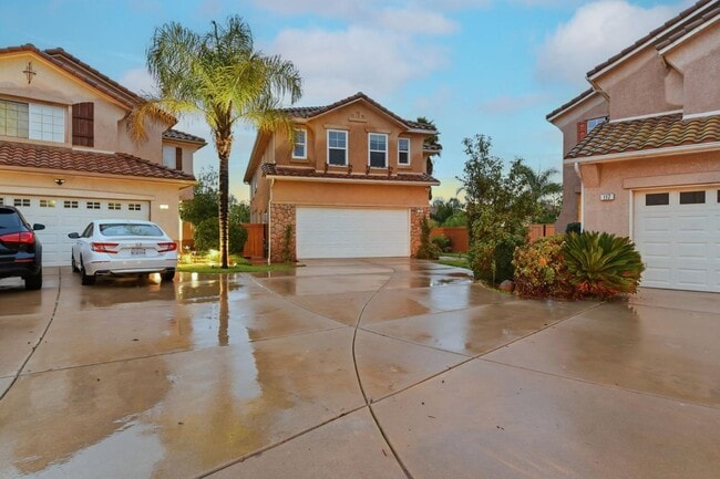 Building Photo - 125 Macademia Ln