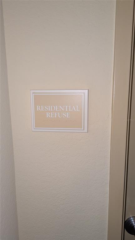 Building Photo - 1064 N Tamiami Trl