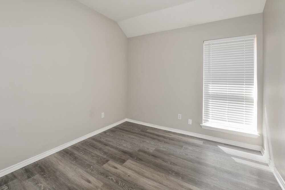 Building Photo - 717 Rockett Ln
