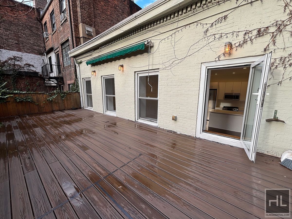 Building Photo - WEST 9 AVE