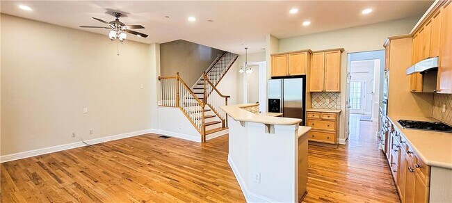 Building Photo - 1288 Creekside Terrace SE
