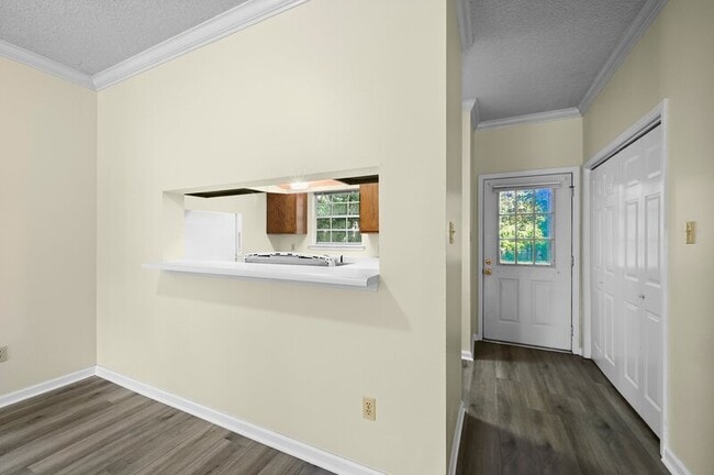 Building Photo - 5379 Rosedown Ct