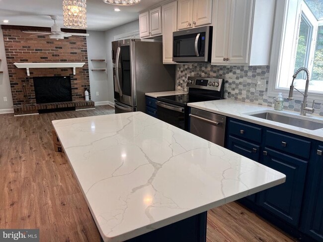 Building Photo - 5925 Vernons Oak Ct