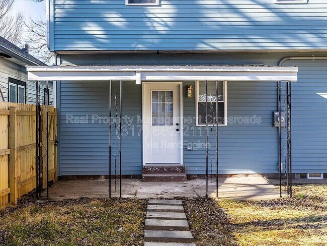 Building Photo - 849 N Oakland Ave