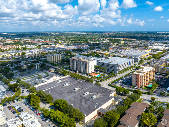 4675 W 18th Ct Hialeah, FL 33012 - Plaza of Westland Condominium