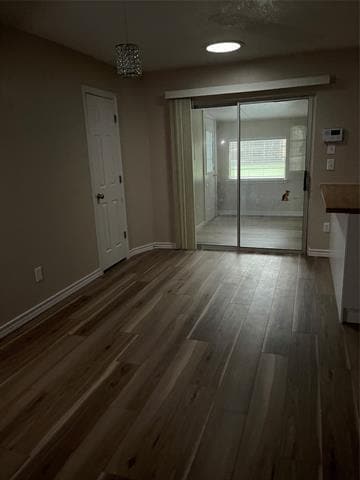 Building Photo - 811 Quail Terrace