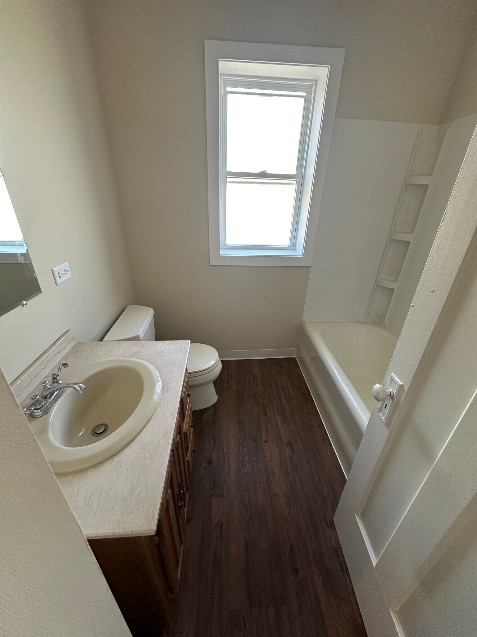 Building Photo - 9100 S Ashland Ave