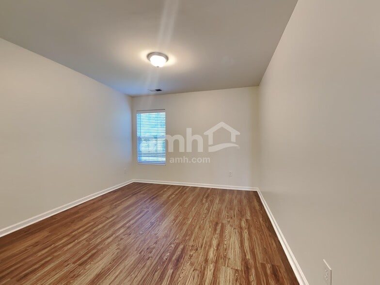 Building Photo - 3005 Peacher Ct