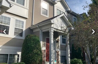 Building Photo - 282 Holiday Ln