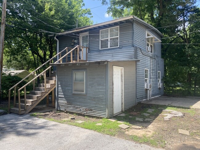Primary Photo - 474 Elm Ave