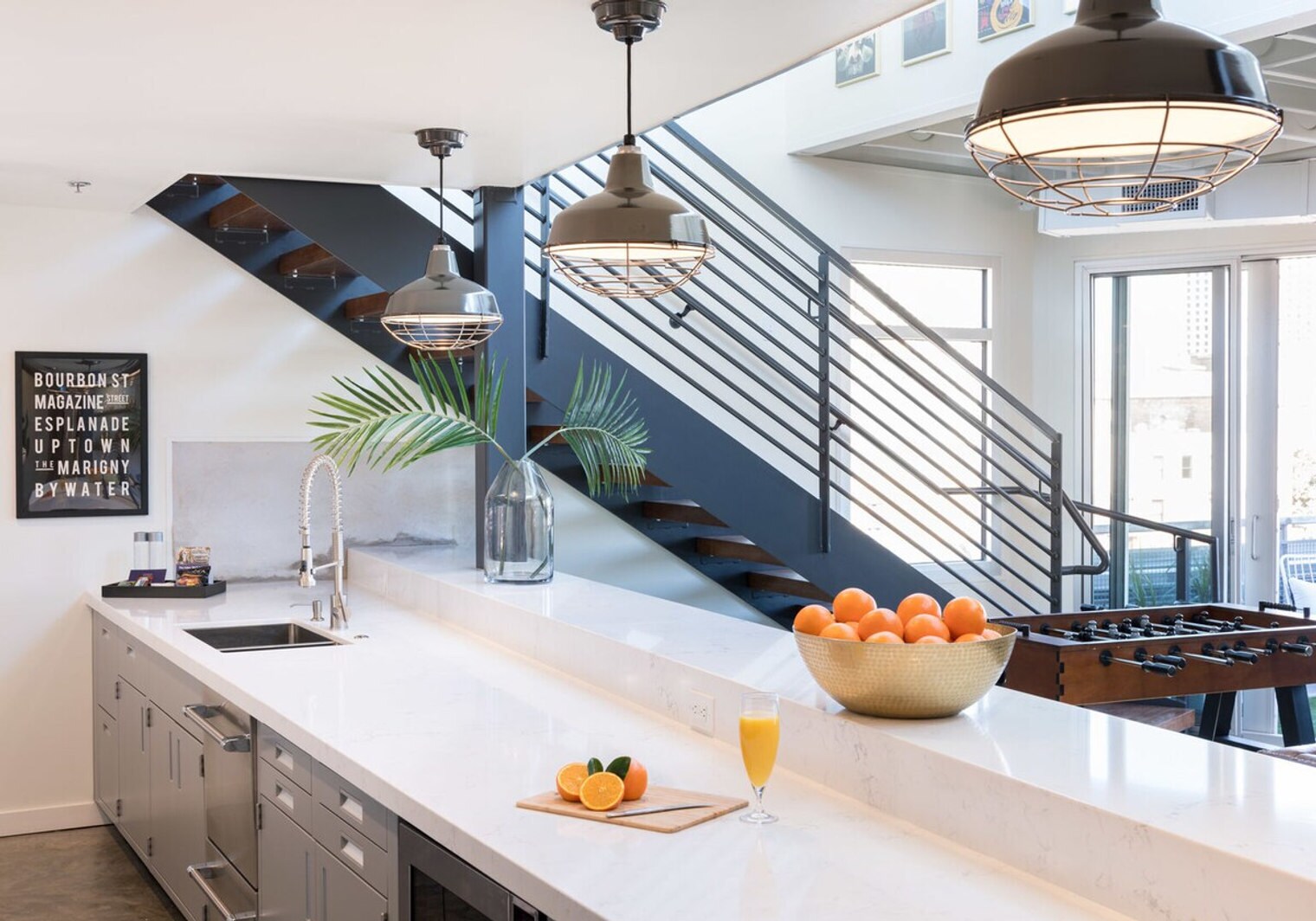 Building Photo - 527 St Joseph St