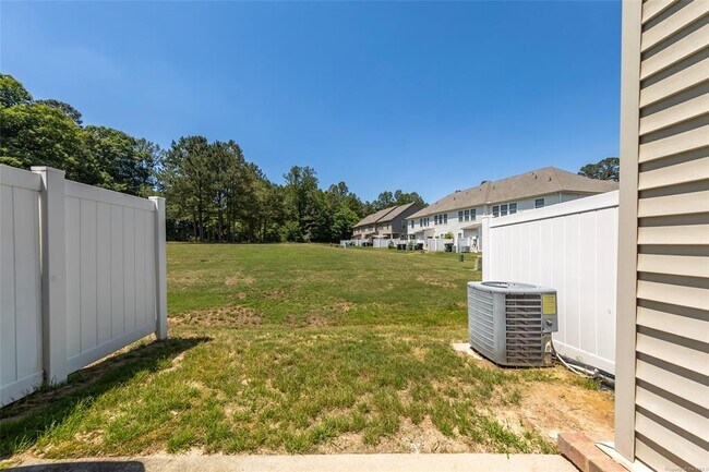 Building Photo - 3129 Weathers Blvd