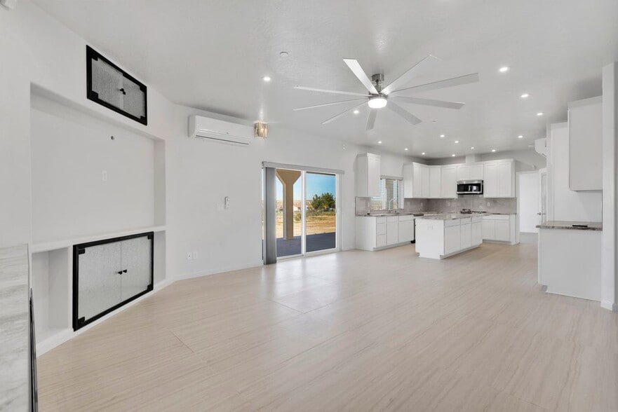 Building Photo - 24548 Ledbury Rd