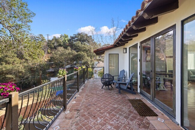 Building Photo - Stunning Mountain Views in Chino Hills for 2-bedroom