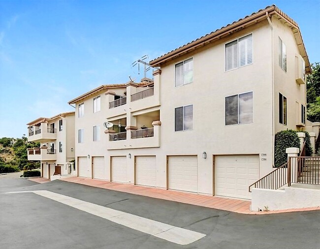 Primary Photo - La Costa Carlsbad 2 Bed 2 Bath Condo in Sp...