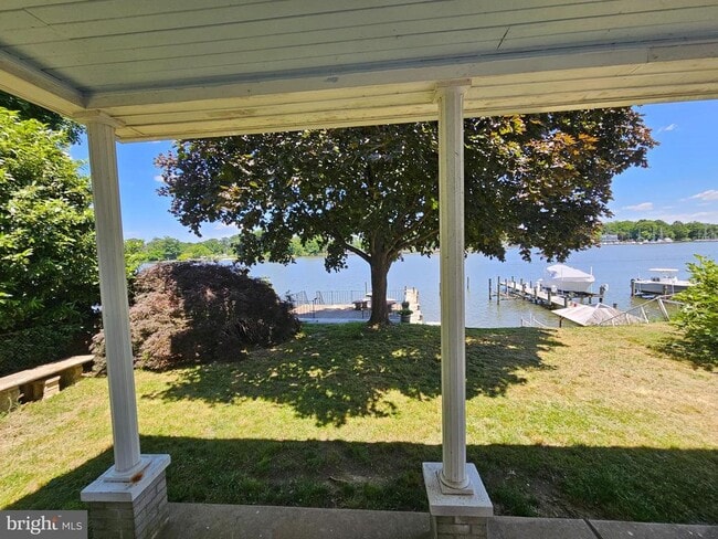Building Photo - 178 Kingston Park Ln E