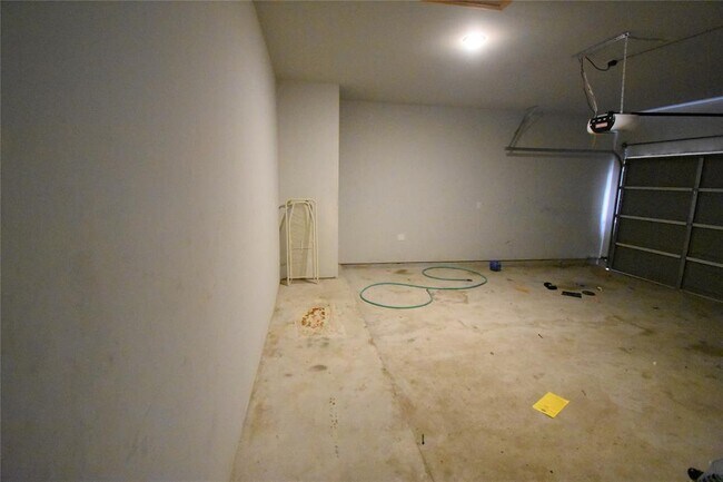 Building Photo - 2210 Harvey Brown School Dr