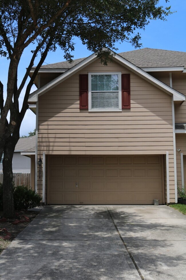 Building Photo - 14418 Fairbuff Ln