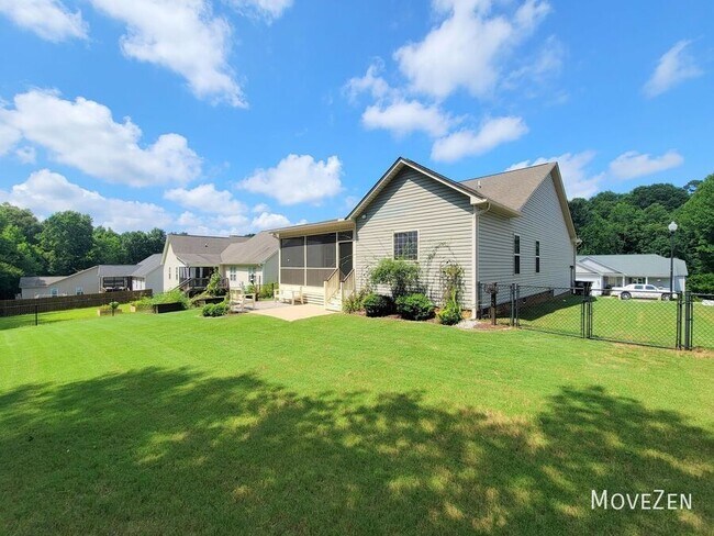 Building Photo - 153 Brindley Cir