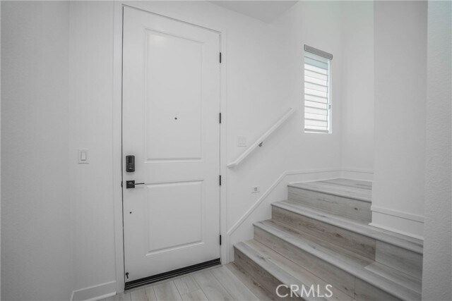 Building Photo - 2317 W Broadway