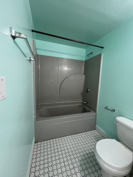 Building Photo - 27 Mt Ephraim Rd