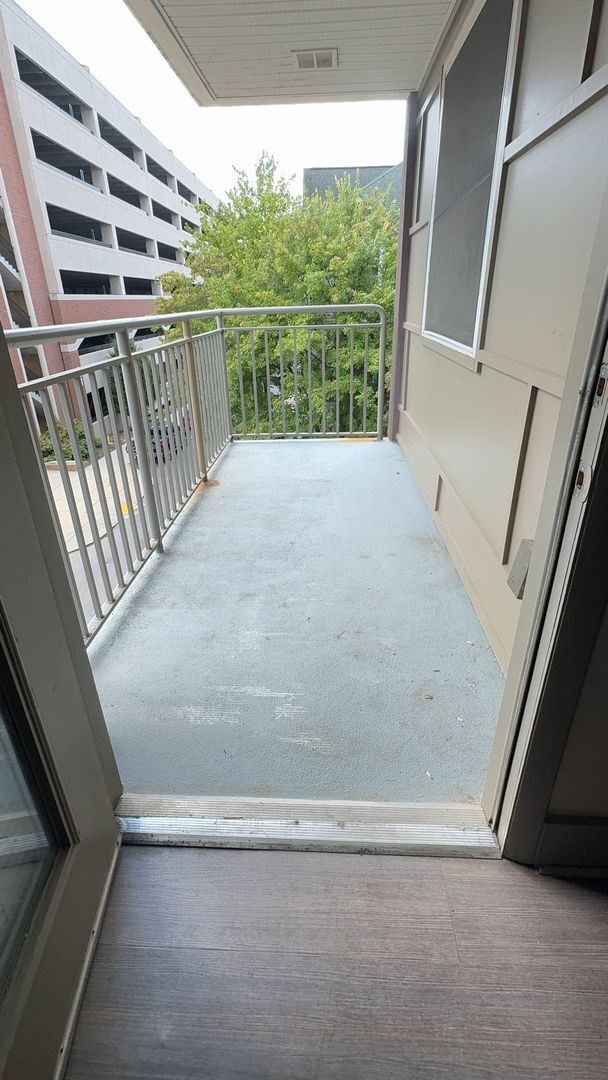 Building Photo - LAKE PLAZA CONDOMINIUMS, UNIT 307