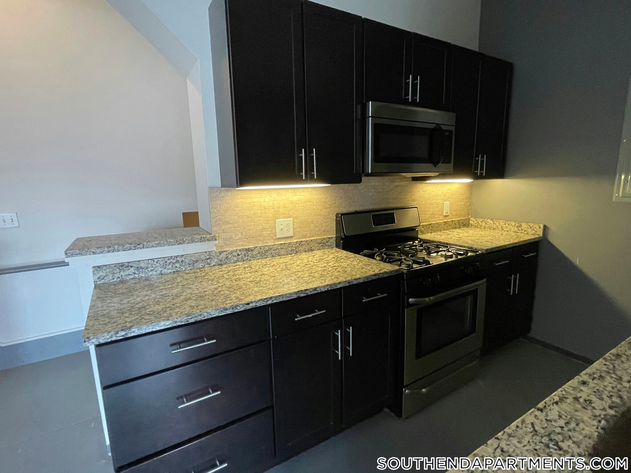 Building Photo - 160 E Berkeley St