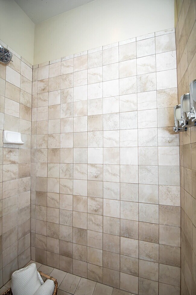 Building Photo - "Fully-Furnished 3-Bedroom, 2-Bathroom Home!"