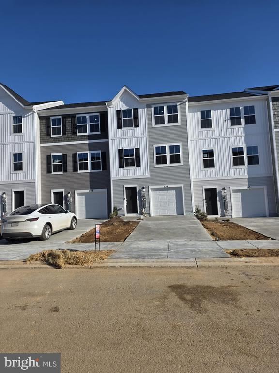 Building Photo - 131 Kinkade Ct