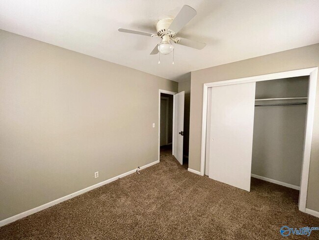 Building Photo - 4305 Barry St NW