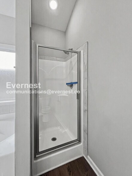 Building Photo - 1203 Trestle Dr