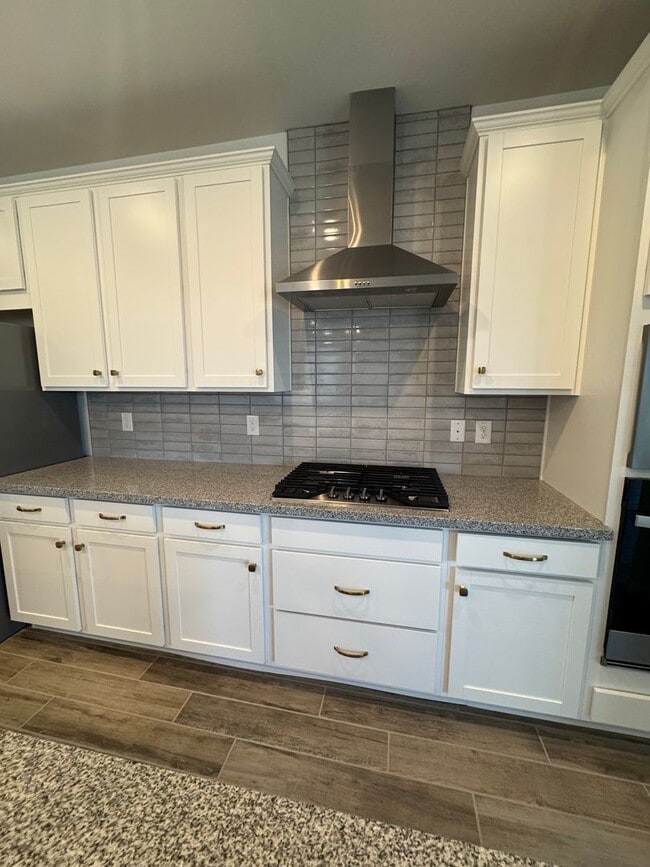 Building Photo - BRAND NEW 4 BEDROOM IN NORTHPOINTE