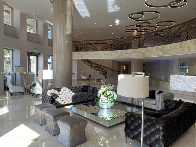 Building Photo - 17555 Collins Ave