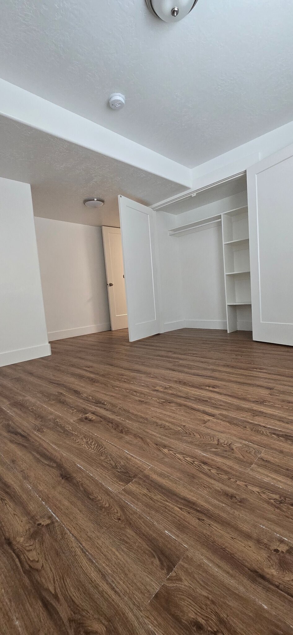 Building Photo - 8814 Daisy View Ln