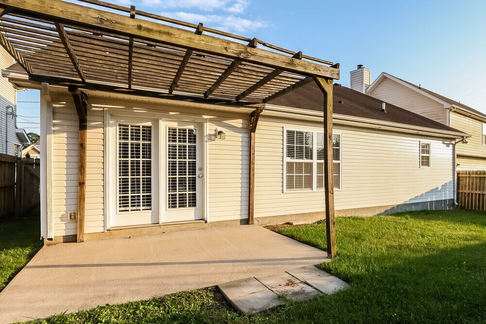Building Photo - 8864 Cressent Glen Ct