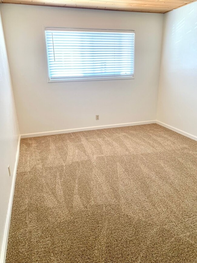 Building Photo - 6798 DP