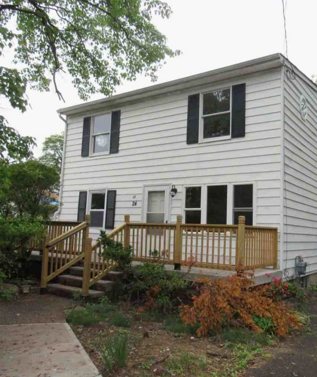 Building Photo - 24 Steinhardt Ave