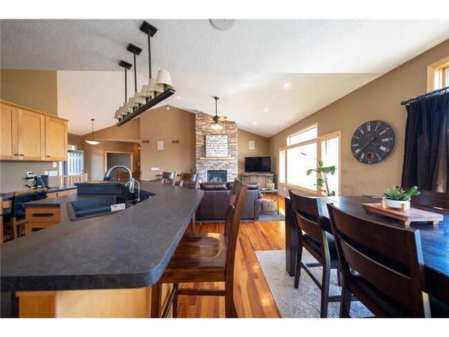 Building Photo - 6531 Century Ln