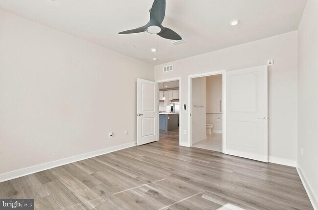 Building Photo - 4399 Peach Lily Ln