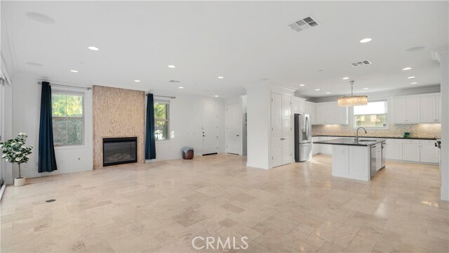 Building Photo - 136 Coyote Brush