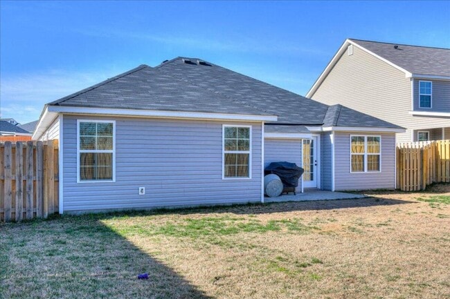 Building Photo - 934 Mulford Lp