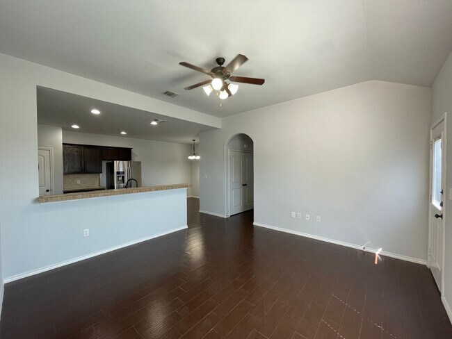 Building Photo - Townhome for rent