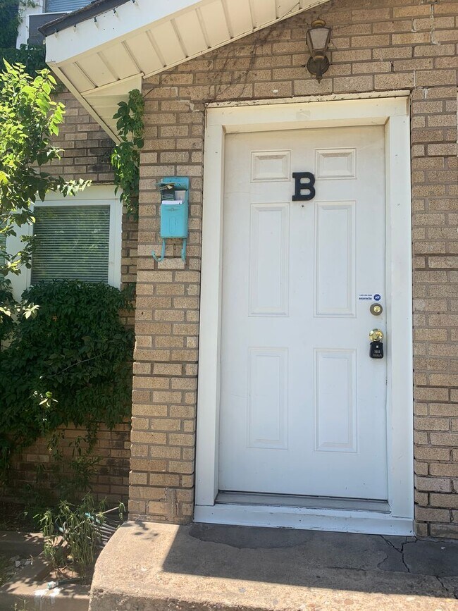 G2 DUPLEX 2220 S Taylor St Amarillo TX 79109 Apartment Finder