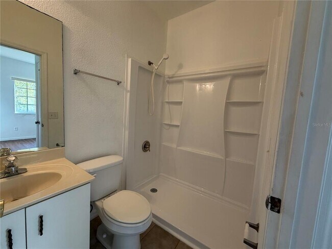 Building Photo - 353 Port Pleasant Dr