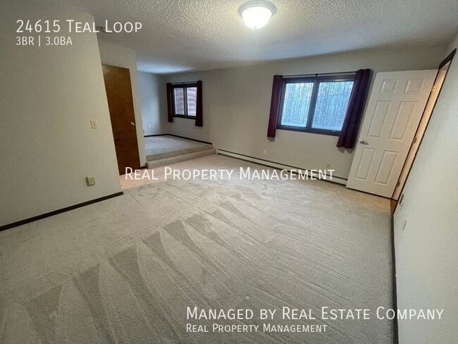 Building Photo - 24615 Teal Loop