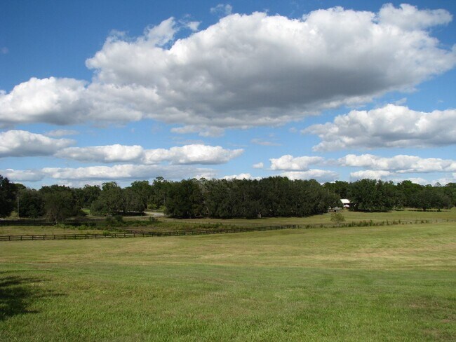 Building Photo - Beautiful 11.16 Acre Farm with Lots of Ame...