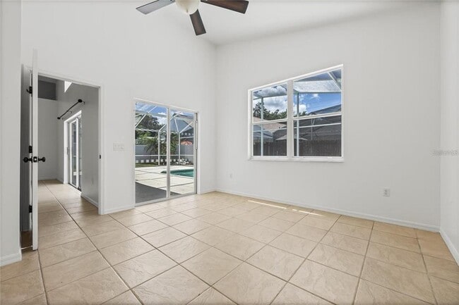 Building Photo - 520 Hollinghead Loop